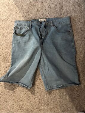 Smith & Mills Men's Light Blue Denim Jean Shorts - Classic Five-Pocket Style